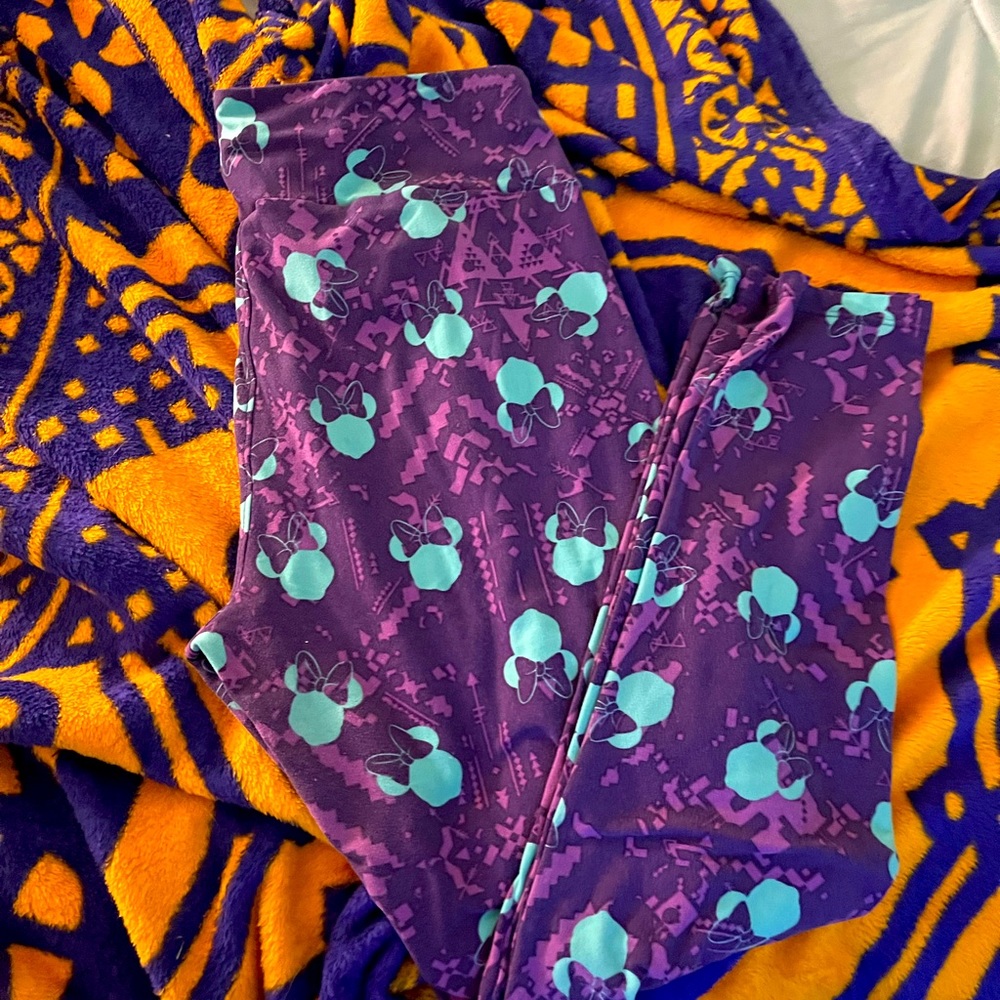 LULAROE MINNIE DISNEY LEGGINGS TALL AND CURVY
